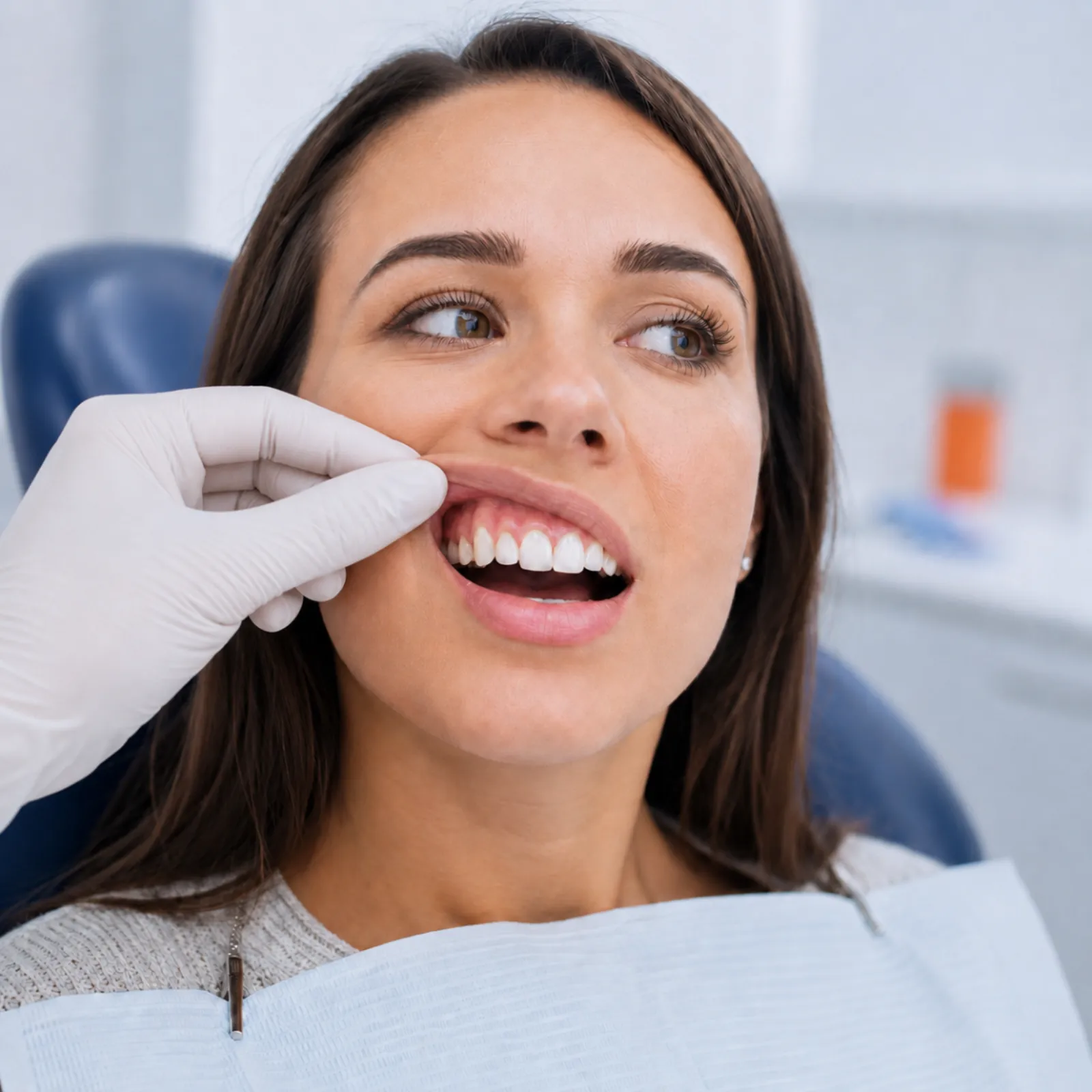 Retracție gingivală