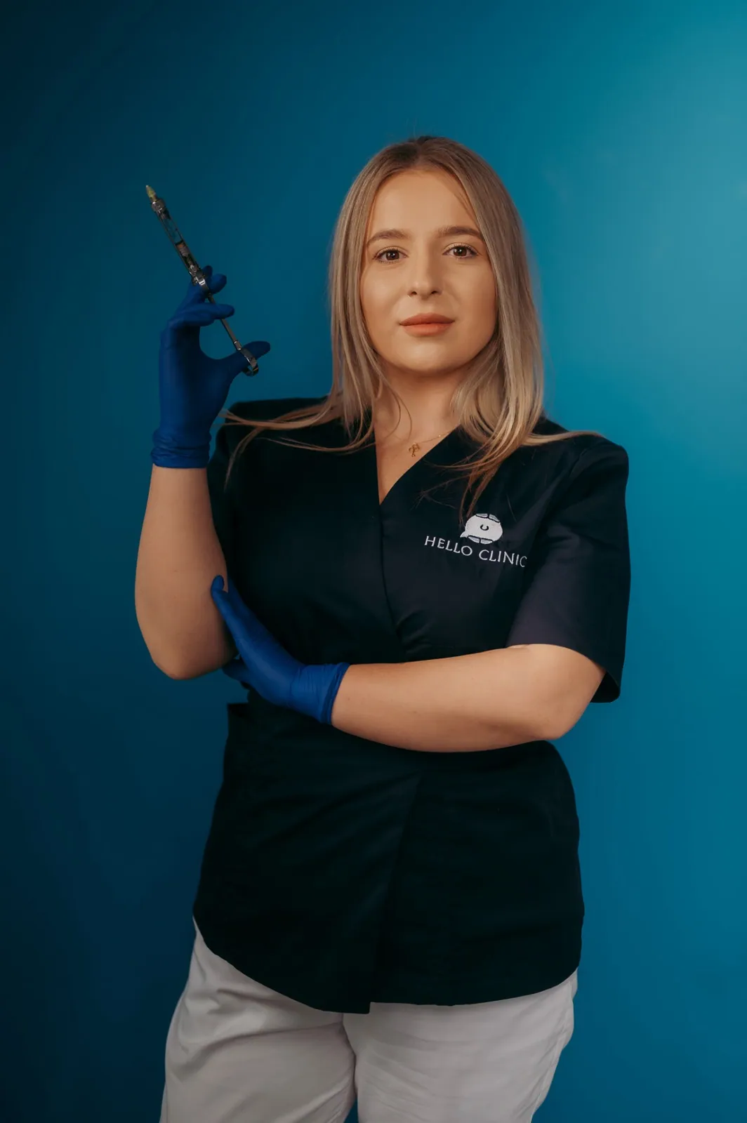 Asistentă Hello Clinic Buzău - implantologie