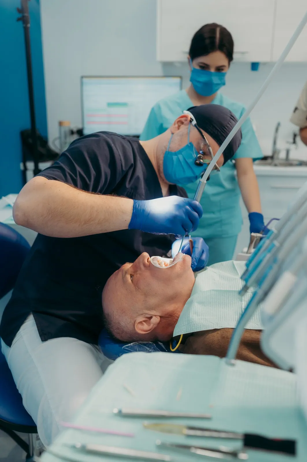 Odontologie Hello Clinic Buzău - tratament carii dentare